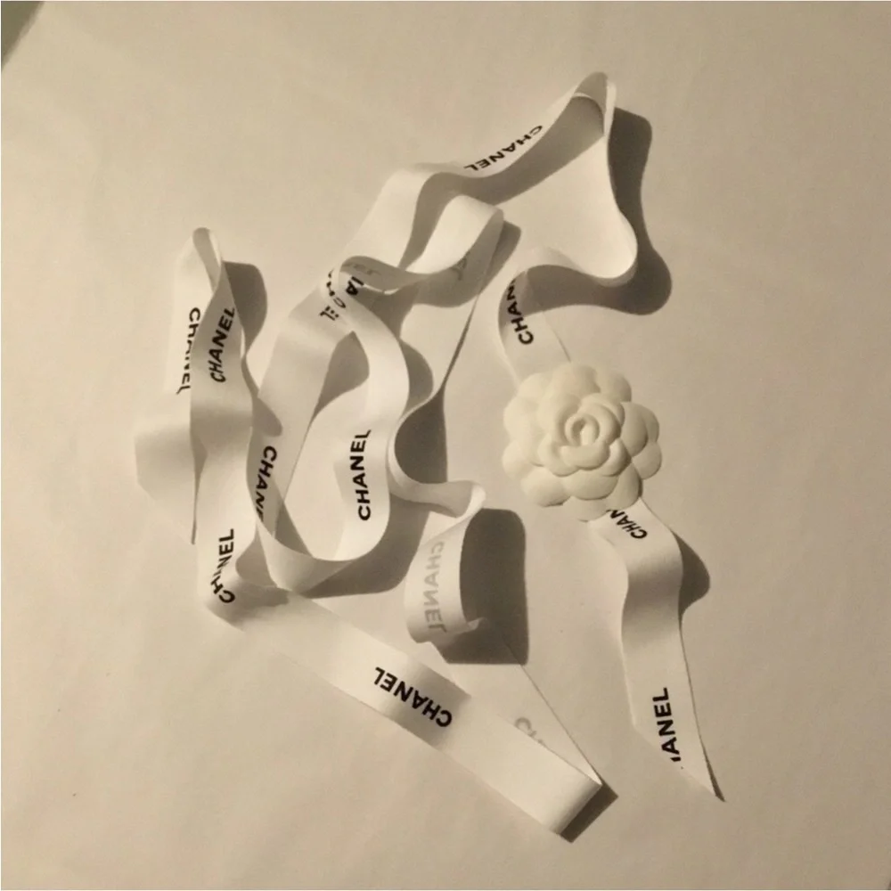CHANEL 75”LONG WHITE RIBBON BLACK LOGO PRINTED WITH CAMELLIA FLOWER ATTACH